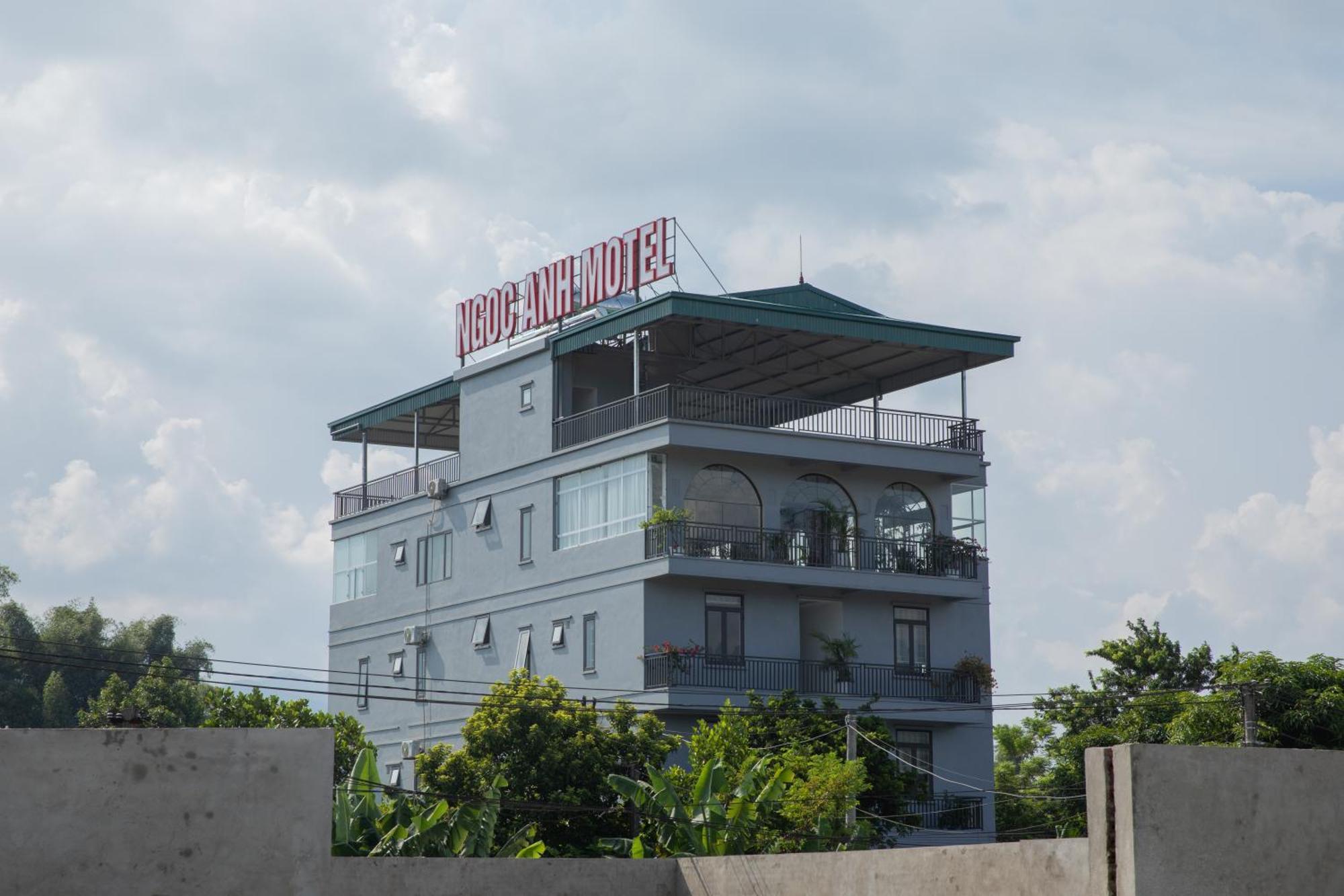 Hotel Nha Nghi Ngoc Anh à Nghia Lo Extérieur photo